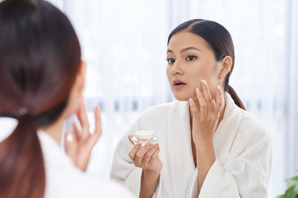 Top 5 Natural Anti-aging Skincare Products